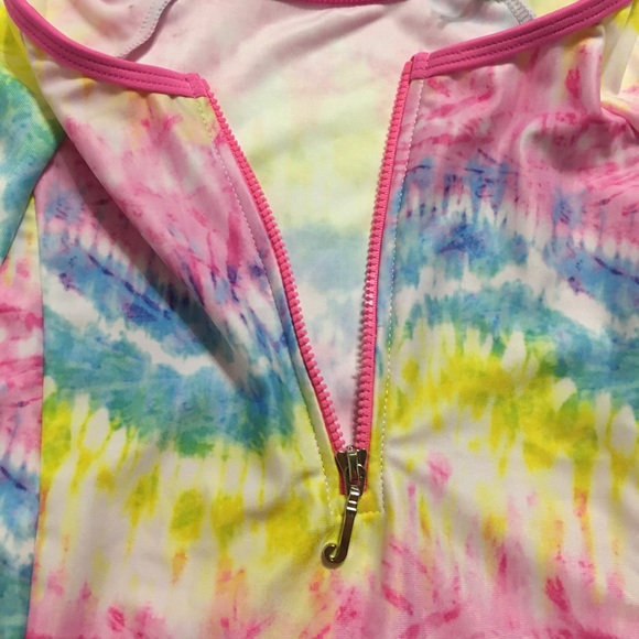 Juicy Couture rash guard 2 piece swimsuit - Picture 4 of 7